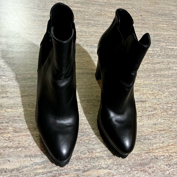 All Saints leather ankle heeled boots - Picture 2 of 16